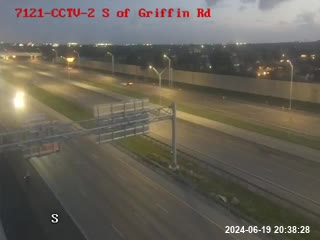 Traffic Cam I-75 S of Griffin Rd Player