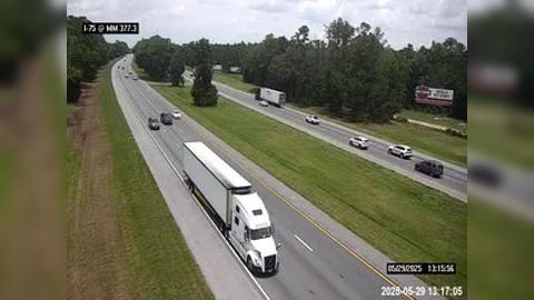 Traffic Cam Kirkwood: I-75 @ MM 377.3 Player