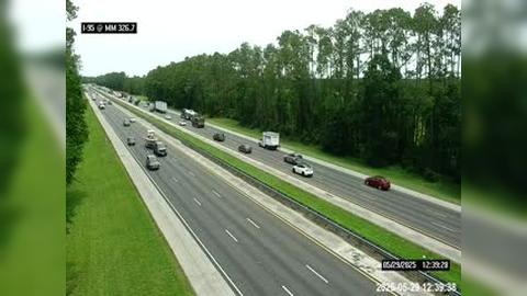 Traffic Cam Elwood: I-95 @ MM 326.7 Player