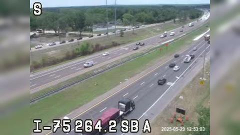 Traffic Cam Temple Terrace Junction: I-75 S of SR-582 - Fowler Ave Player