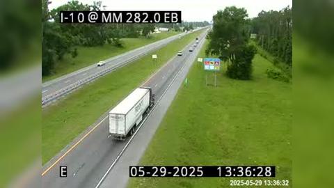 Traffic Cam Rixford: I-10 W of US-129 Player