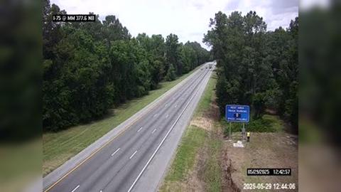 Traffic Cam Kirkwood: I-75 @ MM 377.6 Player