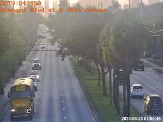Traffic Cam Broward Blvd and NW 46th Ave Player