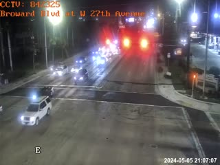 Traffic Cam Broward Blvd and SW 27th Ave Player
