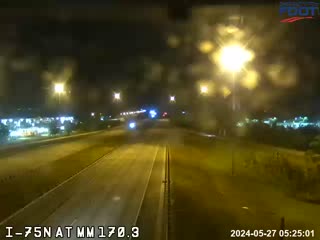 Traffic Cam I-75N AT KINGS HWY M170 Player