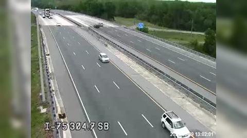 Traffic Cam Croom: I-75 at MM 304.7 Player