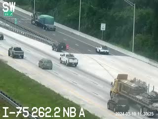 Traffic Cam I-75 S of Tampa Exec Airport Player