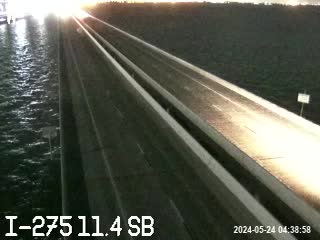 Traffic Cam I-275 S at North End of Bridge Player