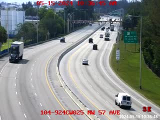 Traffic Cam (104) SR-924 East of NW 57th Ave Player