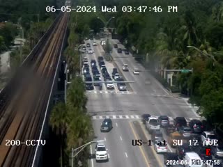 Traffic Cam US-1 at Southwest 17th  Avenue Player