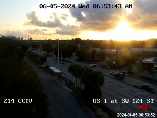 Traffic Cam US-1 at Southwest 124th Street Player
