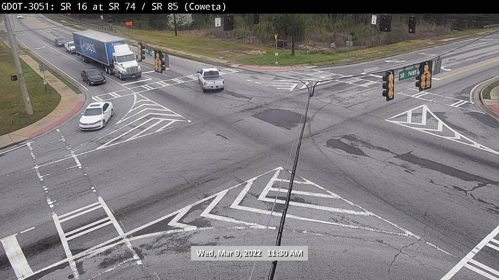 Traffic Cam Peachtree City: COW-CAM- Player