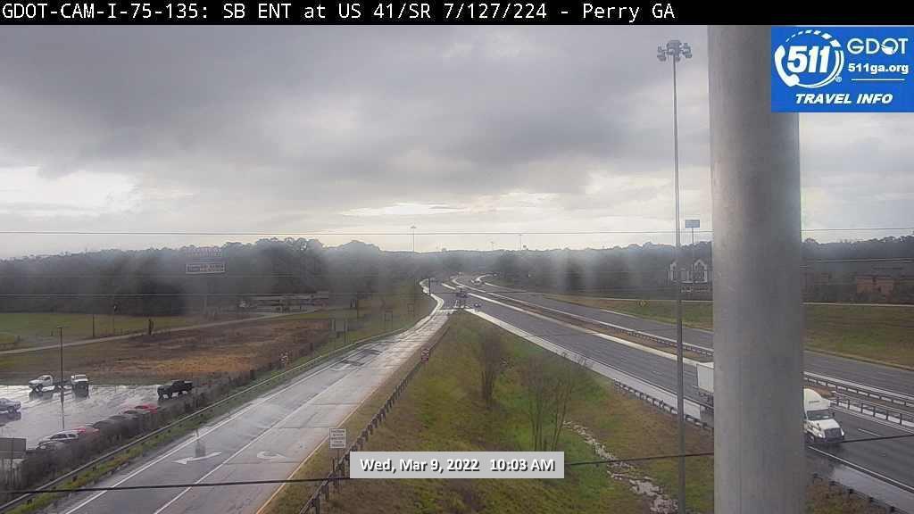 Traffic Cam Perry: GDOT-CAM-I-75 - 135 at US 41 / SR 7 Player