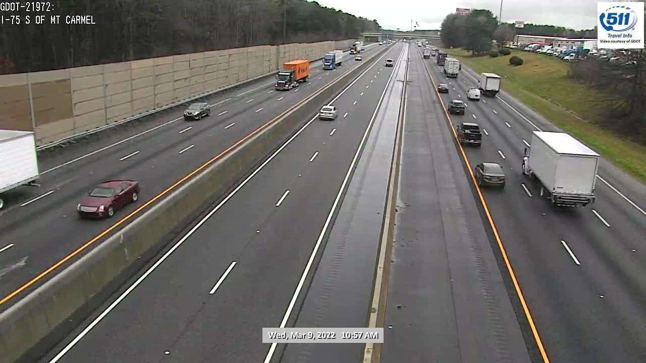 Traffic Cam I-75 South of Mt Carmel Player