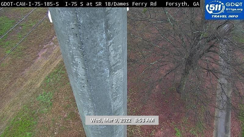 Forsyth: GDOT-CAM I-75 - 185 S @ SR 18 / Dames Ferry Rd Traffic Camera