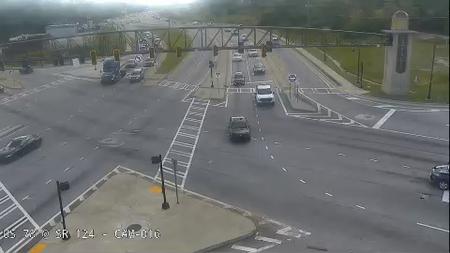 Traffic Cam Snellville: 112046--2 Player