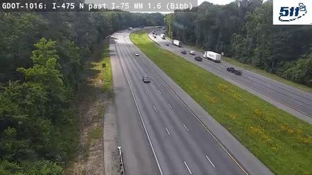 Traffic Cam Macon: 104742--2 Player