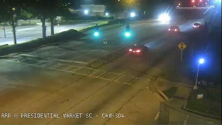 Traffic Cam Snellville: 115670--2 Player