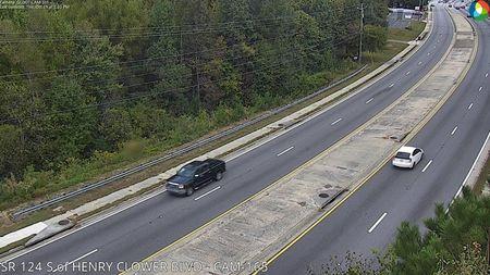 Traffic Cam Snellville: GWIN-CAM-165--1 Player