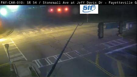 Traffic Cam Fayetteville: 105181--2 Player