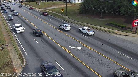 Traffic Cam Snellville: GWIN-CAM-052--1 Player