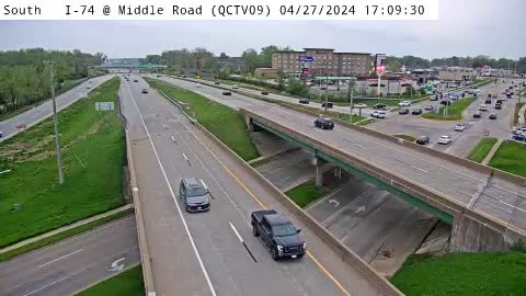 Traffic Cam QC - I-74 @ Middle Rd (09) Player