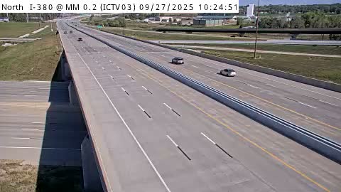 IC - I-80 @ I-380/US 218 (03) Traffic Camera