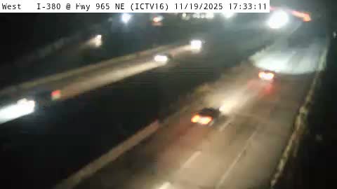 IC - I-380 @ Hwy 965 NE (16) Traffic Camera