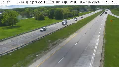 QC - I-74 @ Spruce Hills (10) Traffic Camera