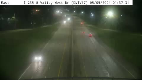 Traffic Cam DM - I-235 @ Valley West in WDM (17) Player