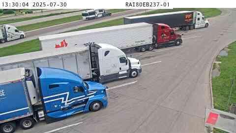 Traffic Cam Tiffin: RA80EB237 - Exit Player