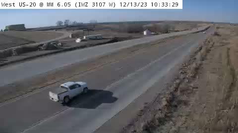 Traffic Cam Morningside: 3AJ - US 20 @ MM 6.05 (IWZ 3107 West) Player