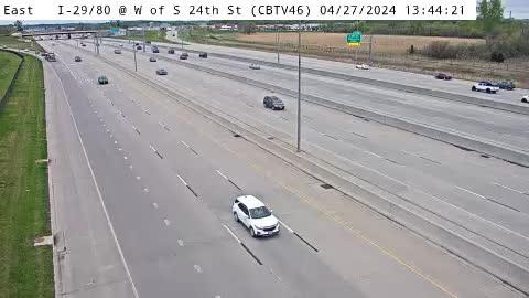 Traffic Cam Council Bluffs: CB - I-29/80 @ W of S 24th St (46) Player