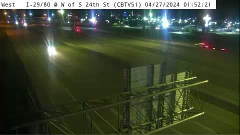 Traffic Cam Council Bluffs: CB - I-29/80 @ W of S 24th St (51) Player