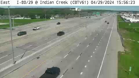 Traffic Cam Council Bluffs: CB - I-80/29 @ Indian Creek (61) Player