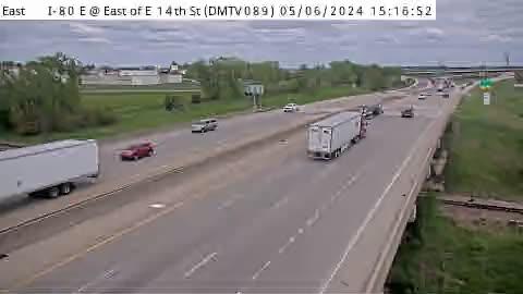 Swanwood: DM - I-35/80 @ E of US 69 (89) Traffic Camera