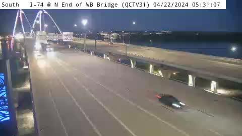 Riverdale: QC - I-74 @ N End of WB Bridge (31) Traffic Camera
