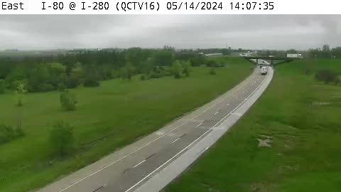 Davenport: QC - I-80 @ I-280 (16) Traffic Camera
