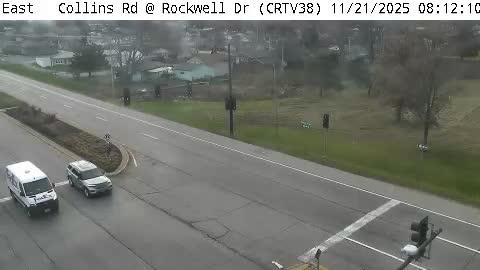 Traffic Cam Cedar Rapids: CR - Collins Rd @ Rockwell Dr NE (38) Player