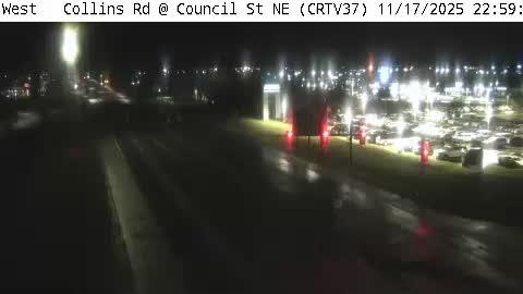 Traffic Cam Cedar Rapids: CR - Collins Rd @ Council St NE (37) Player