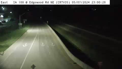 Cedar Rapids: CR - IA 100 @ Edgewood Rd NE (35) Traffic Camera