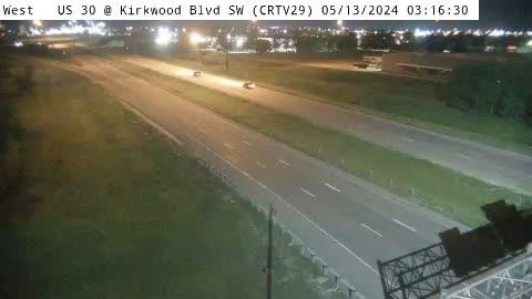 Traffic Cam Cedar Rapids: CR - US 30 @ Kirkwood Blvd SW (29) Player