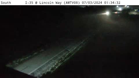 Ames: AM - I-35 @ E Lincoln Way (08) Traffic Camera
