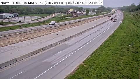 Traffic Cam Council Bluffs: CB - I- @ Valley View () Player