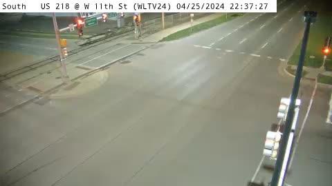 Traffic Cam Waterloo: WL - US 218 @ W 11th St (24) Player
