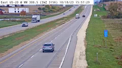 Peosta: 6DP - US 20 @ Sundown Road (IWZ 3156) Traffic Camera