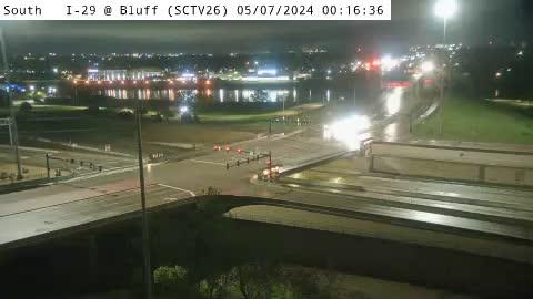 Traffic Cam Sioux City: SC - I-29 @ Bluff (26) Player