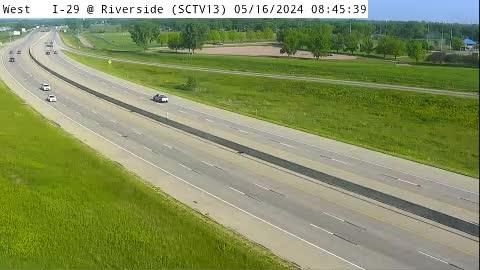 Traffic Cam Sioux City: SC - I-29 @ Riverside (13) Player