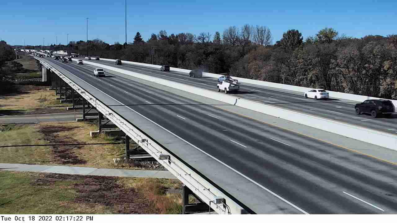 I-94: Red River Bridge Traffic Camera