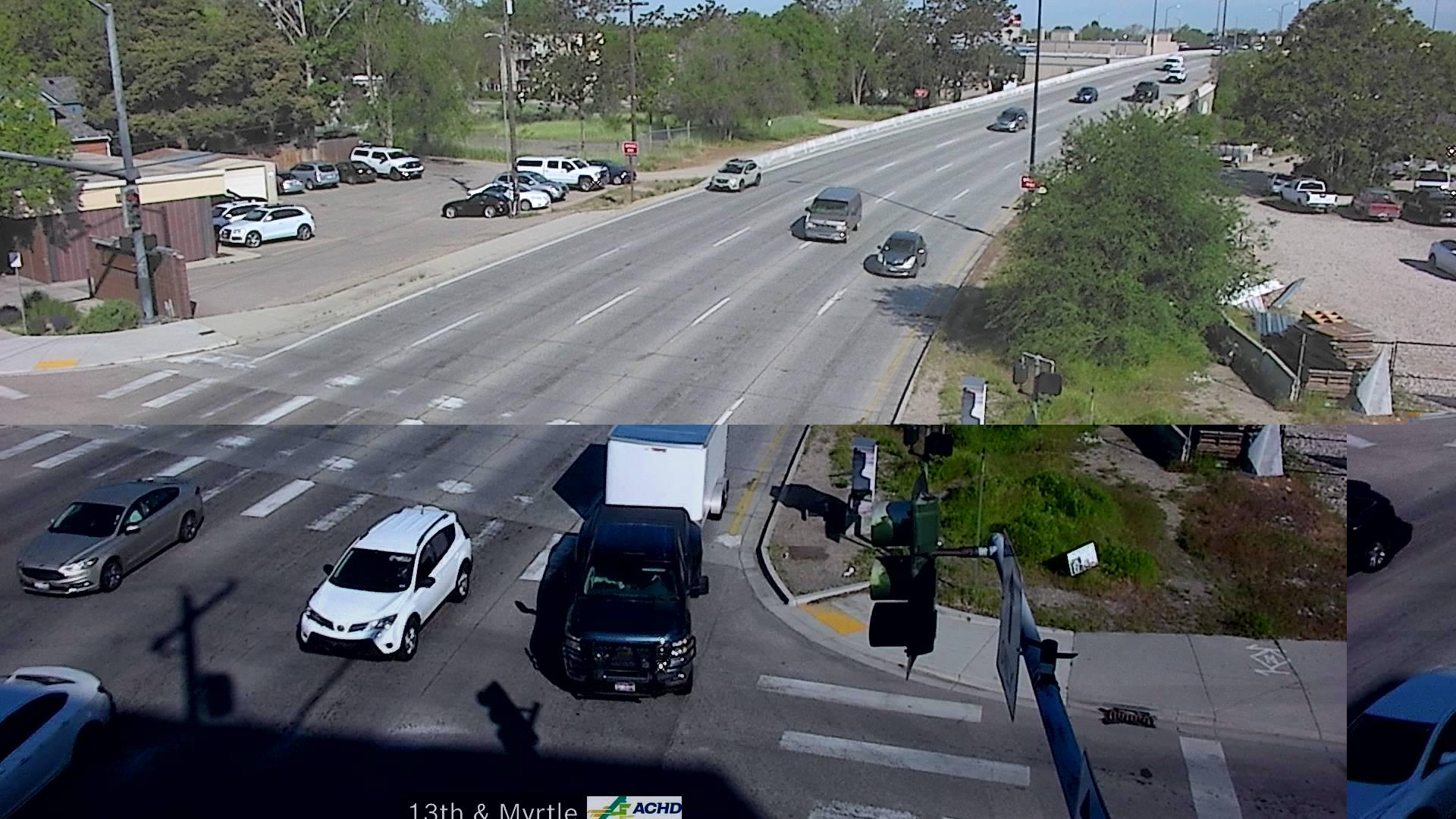 Traffic Cam Downtown: US 20: 13th St Player